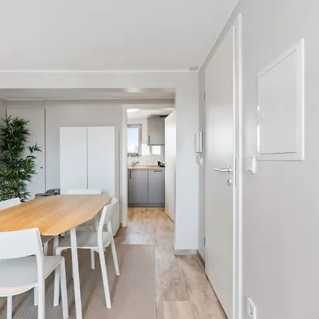Modern Limpertsberg Near Center Apartment
