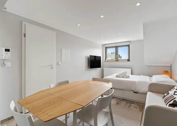 Modern Limpertsberg Near Center Appartamento