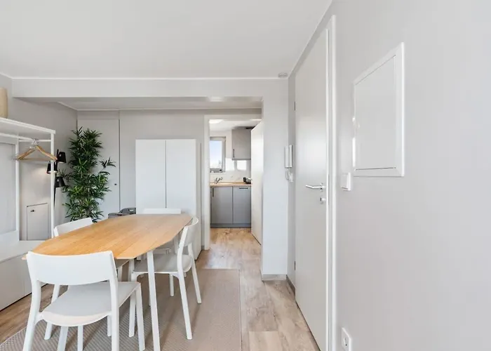 Modern Limpertsberg Near Center Apartment